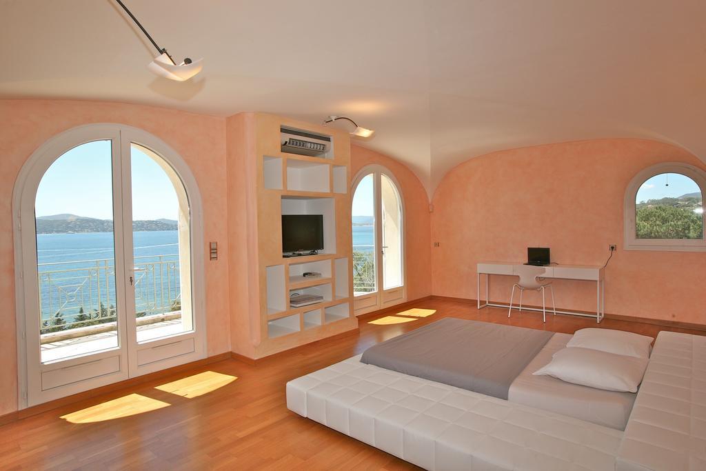 Villa La Croisette Sainte-Maxime Habitación foto